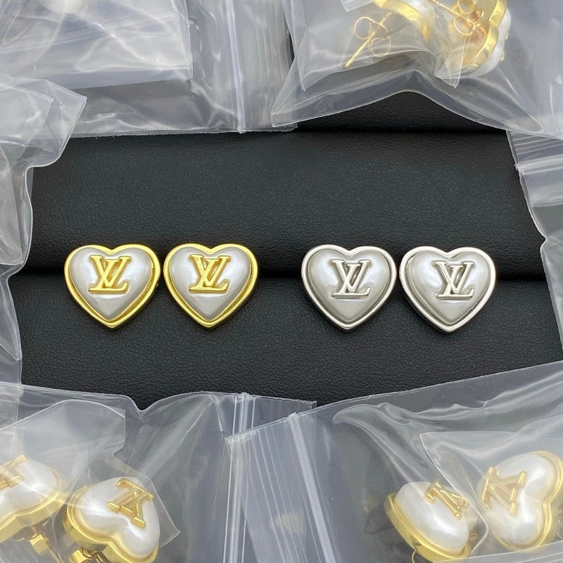 Louis Heart Pearl Earrings