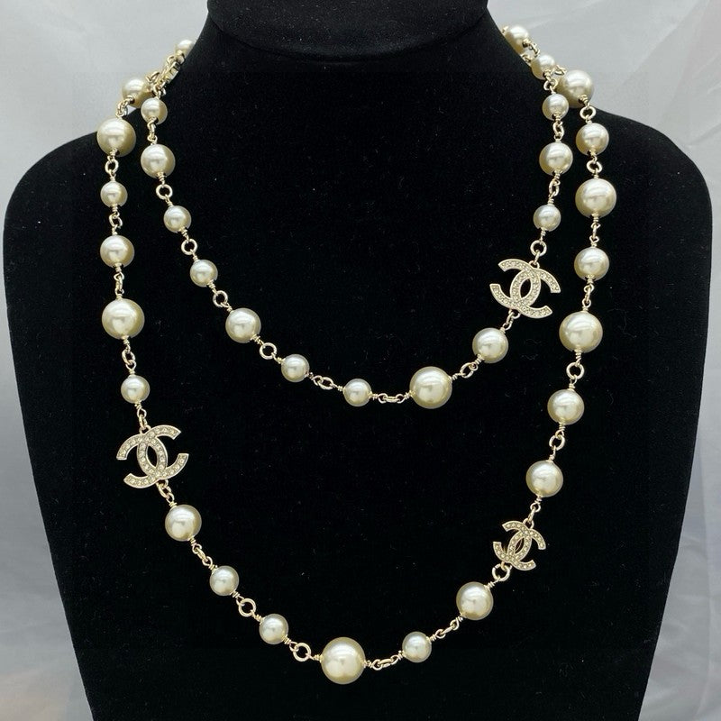 CC Pearl Long Necklace