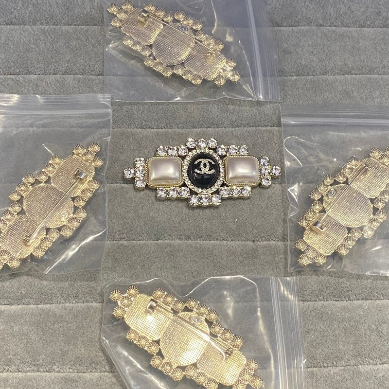 CC Pearl & Diamond Brooch