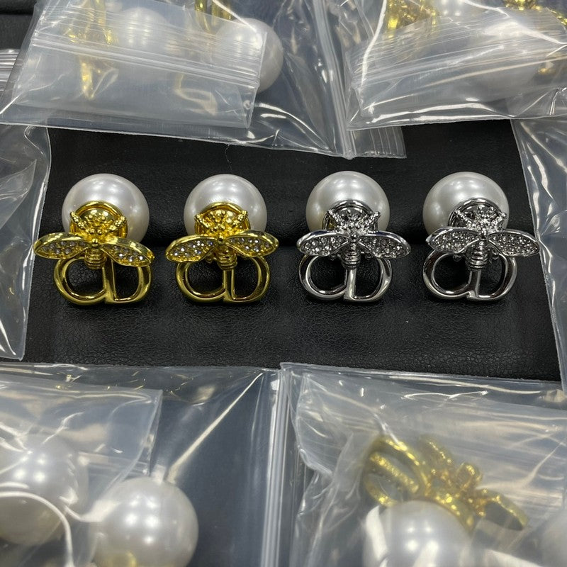 CD Pearl Earrings