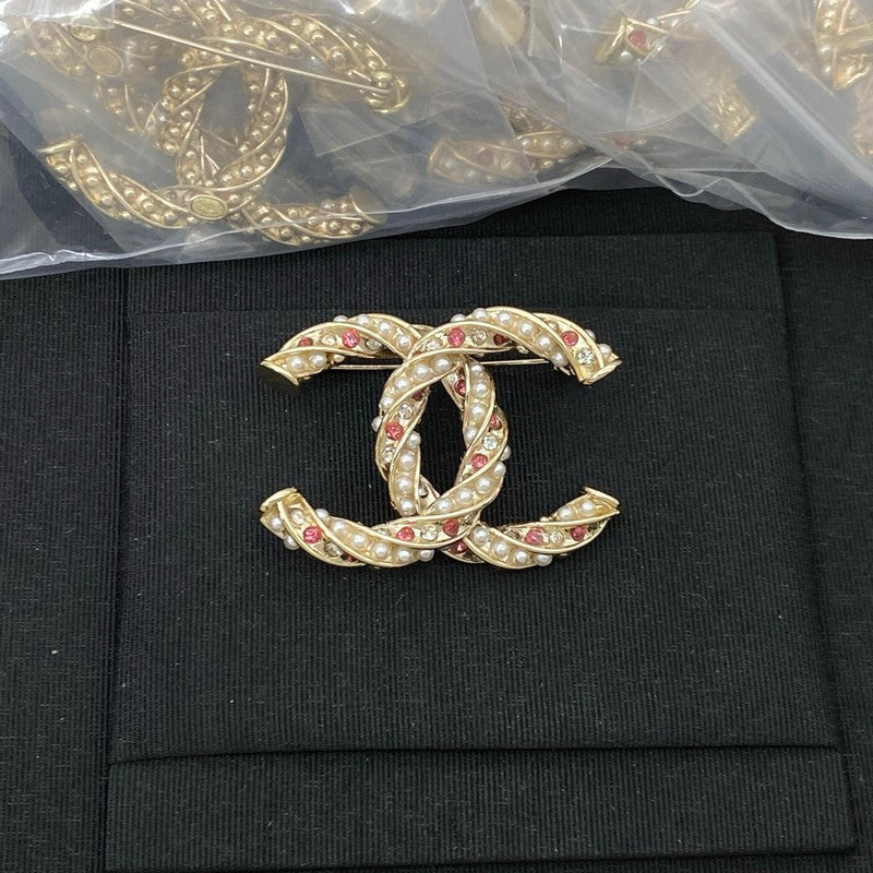 CC Pink Pearl Brooch