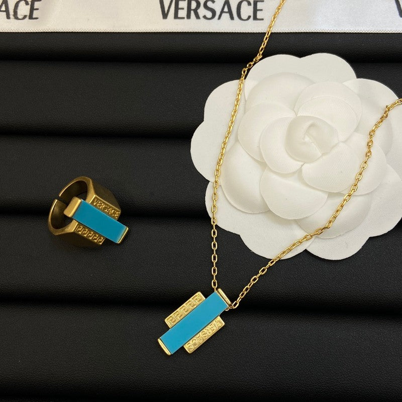 Vers Sky Blue Gold Ring