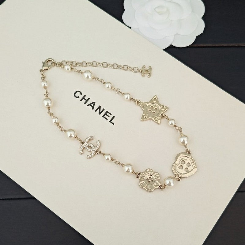 CC Pearl Star Necklace