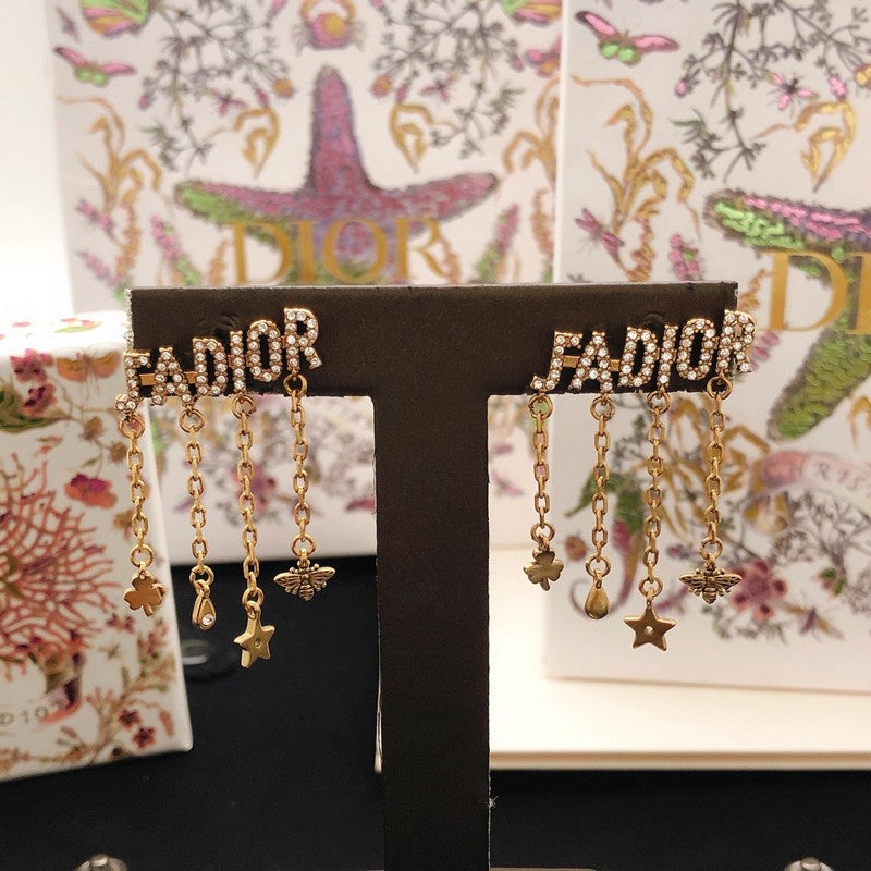 CD Tribales Star Diamond Chain Earrings