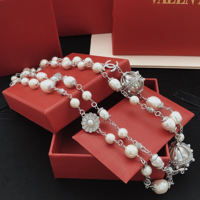 CC Pearl Long Necklace