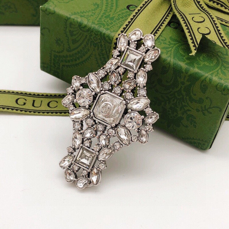GG Crystal Horse Eye Brooch