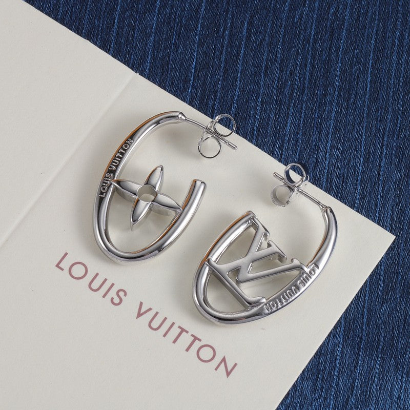Louis Oval Diamond Earrings