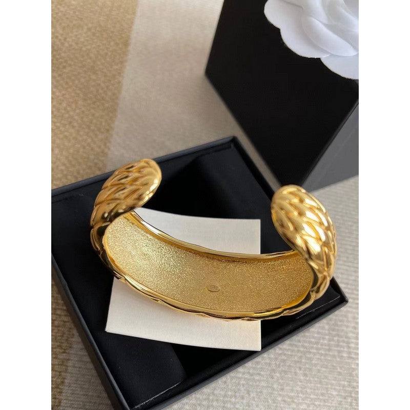 CC 26P Gold Cuff Bracelet