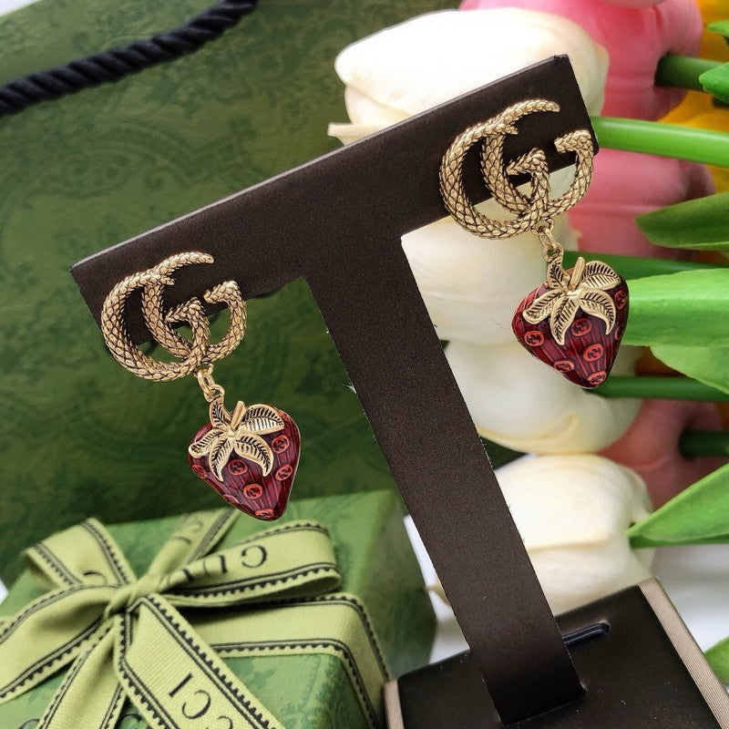 GG Strawberry Twist Earrings