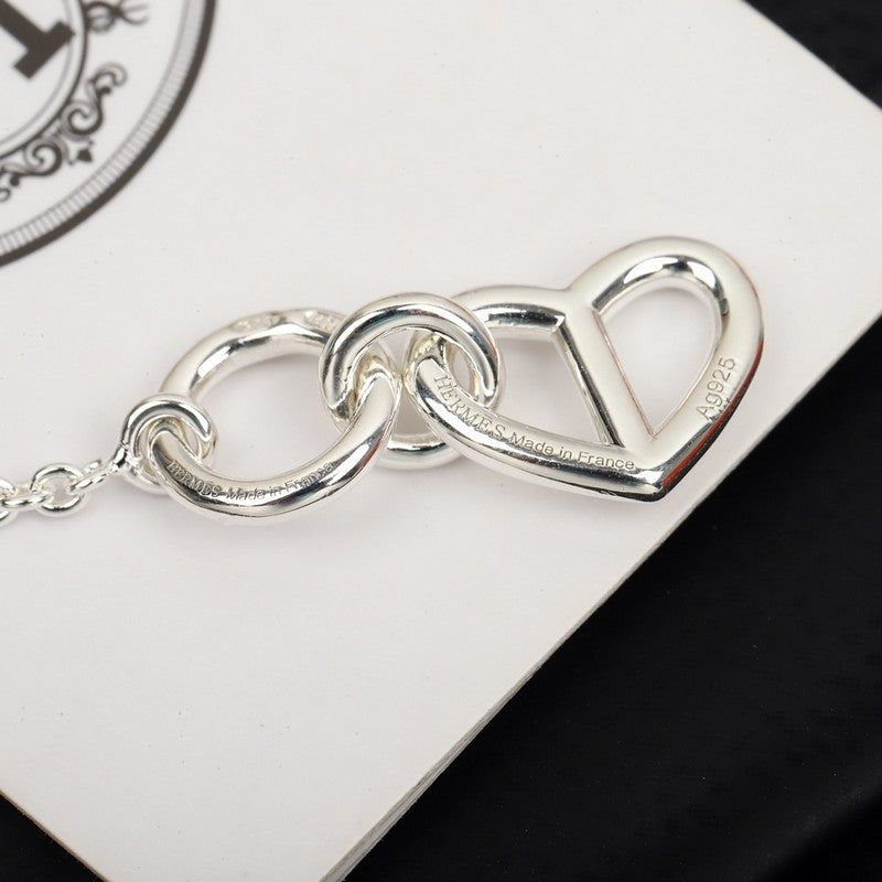 Herm Cache Coeur Amulette Pendant Necklace