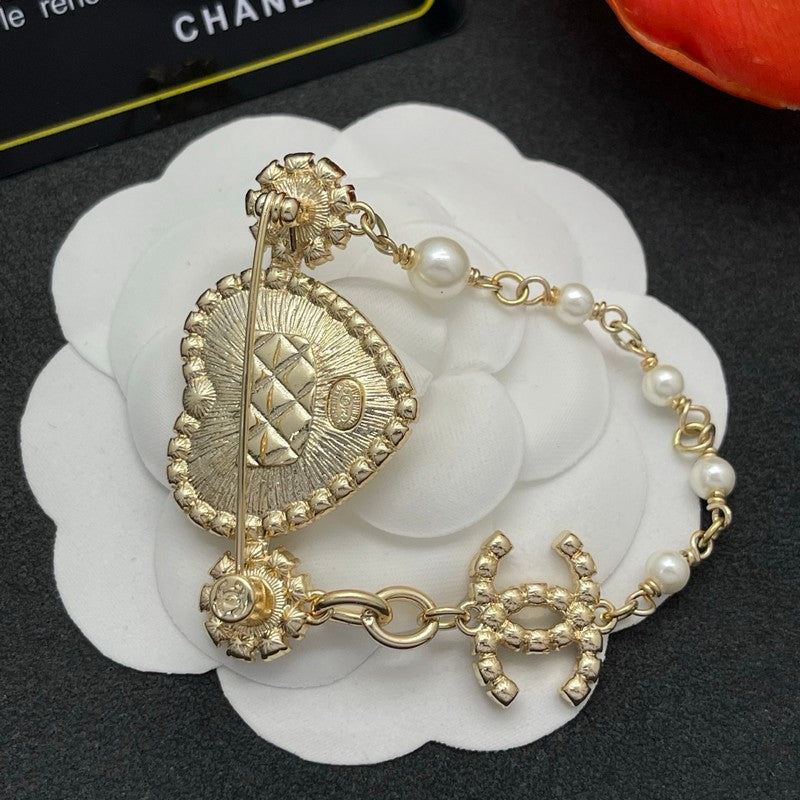 CC Pearl Heart Chain Brooch