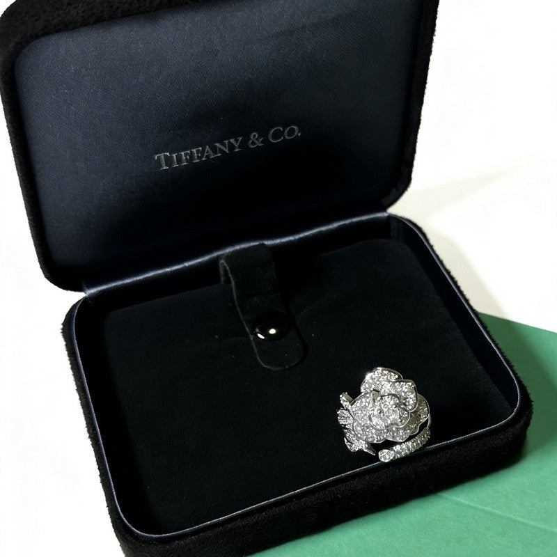 T Flower Diamond Ring
