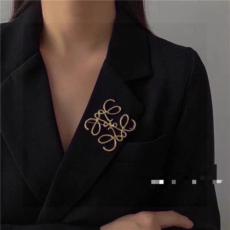 Loe Anagram Gold Brooch