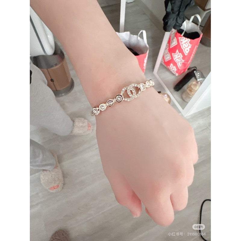 CC 25P Diamond Logo Bracelet