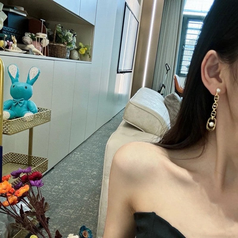 CD Pearl Gold Tassel Earrings