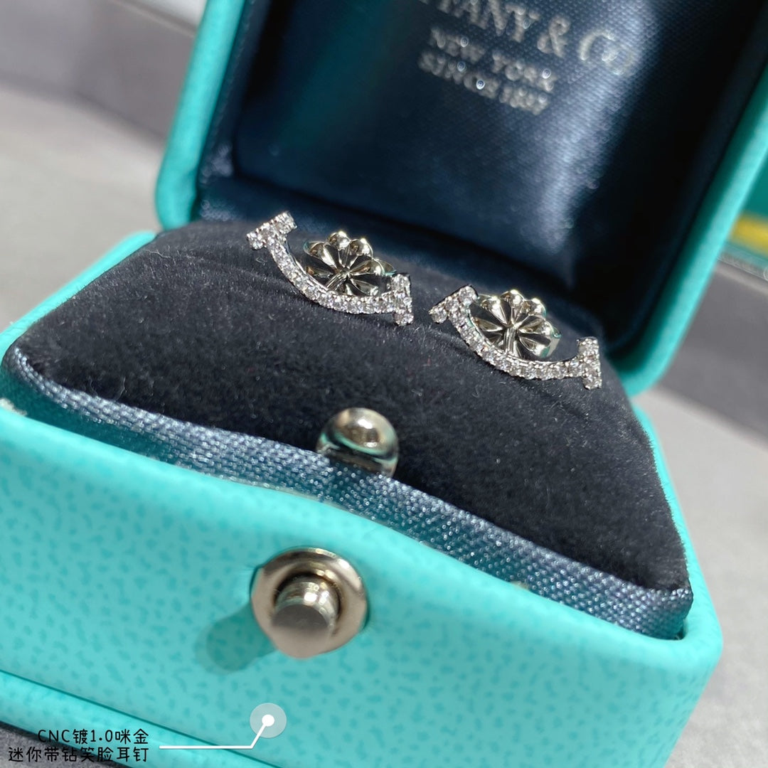 Tiff Smile Diamonds Earrings