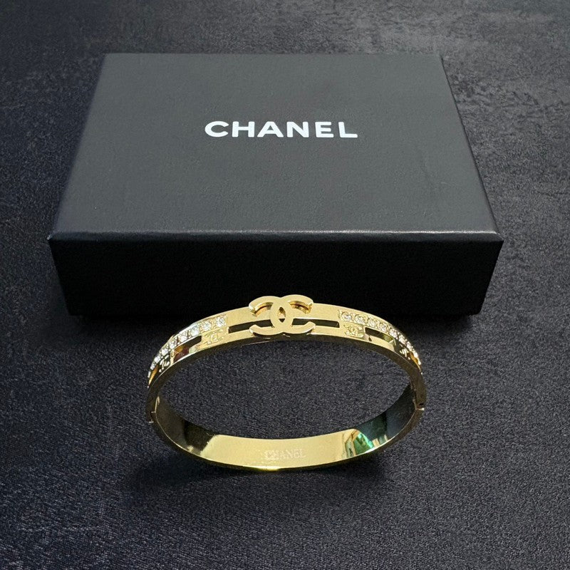 CC Pave Diamond Gold Bracelet