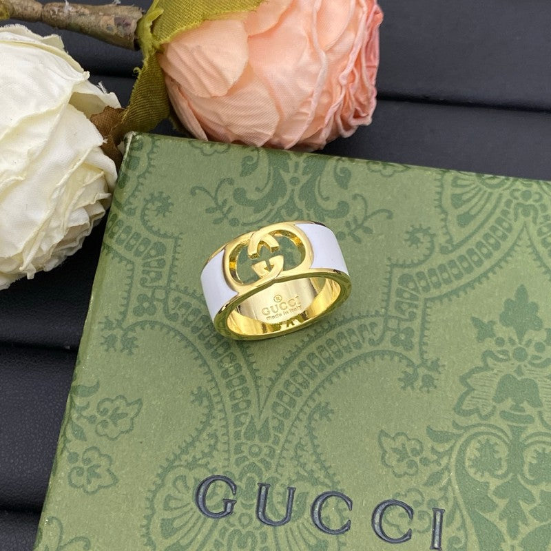 GG Color Yellow Gold Ring