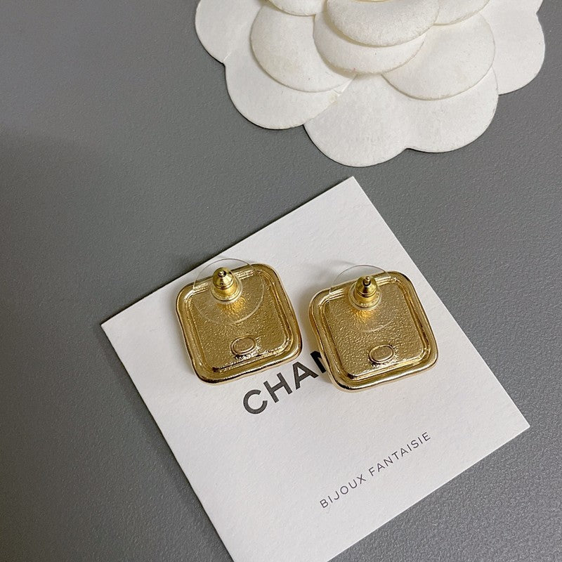 CC Pearl Gold Square Earrings