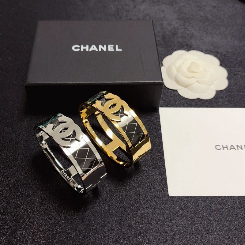 18K CC Black Gold Cuff Bracelet