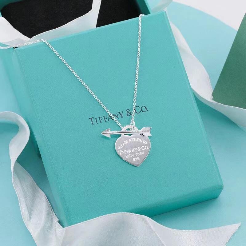 Tiff Heart Bow Necklace