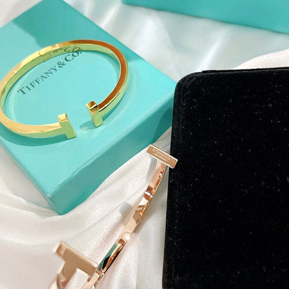 Tiff Square Bracelet