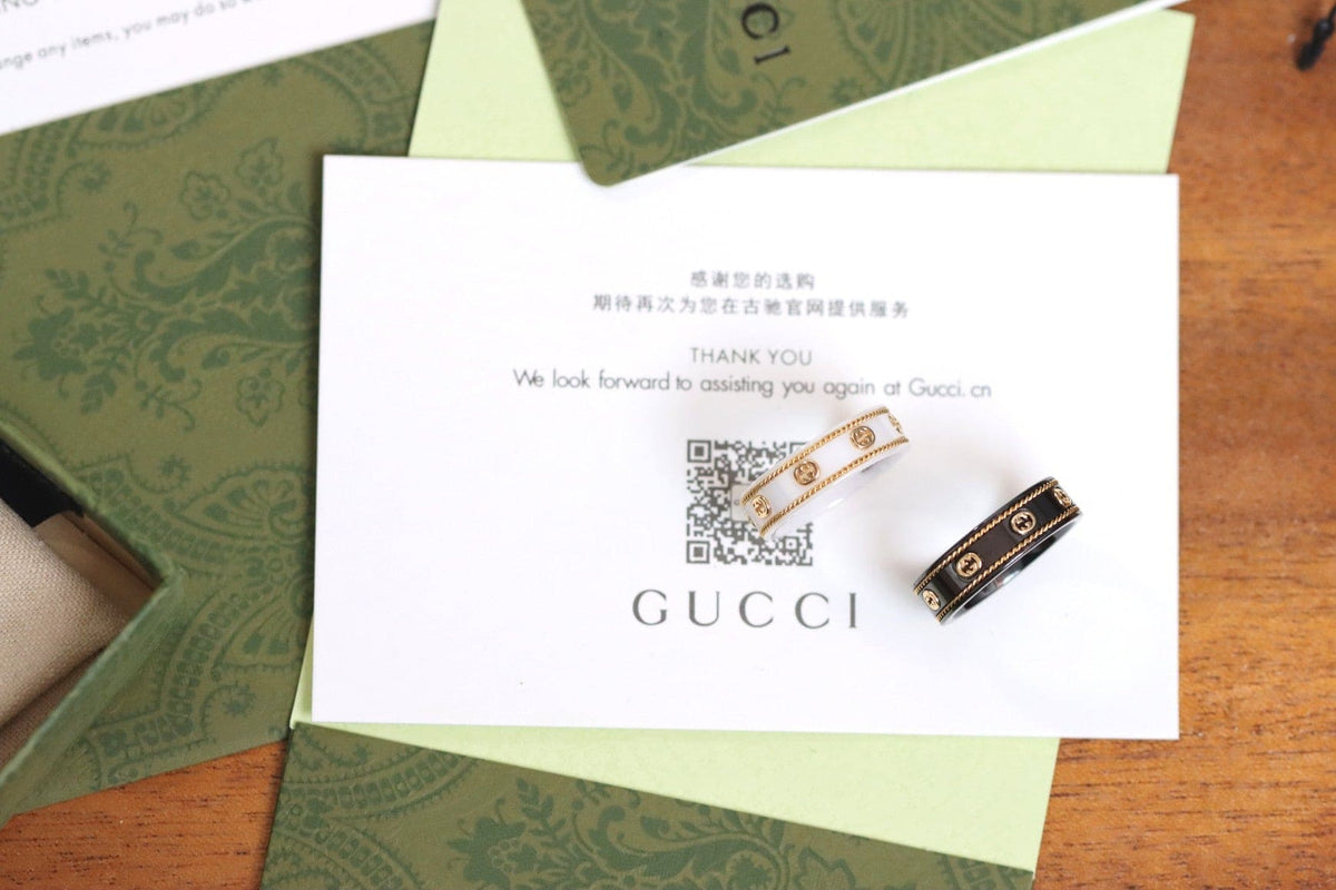 GG Interlocking G Icon Black Corundum Ring