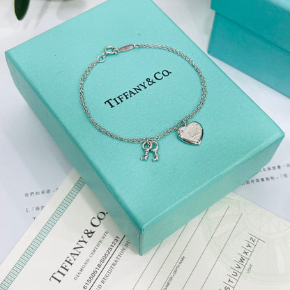 Tiff Heart Tag Key Bracelet