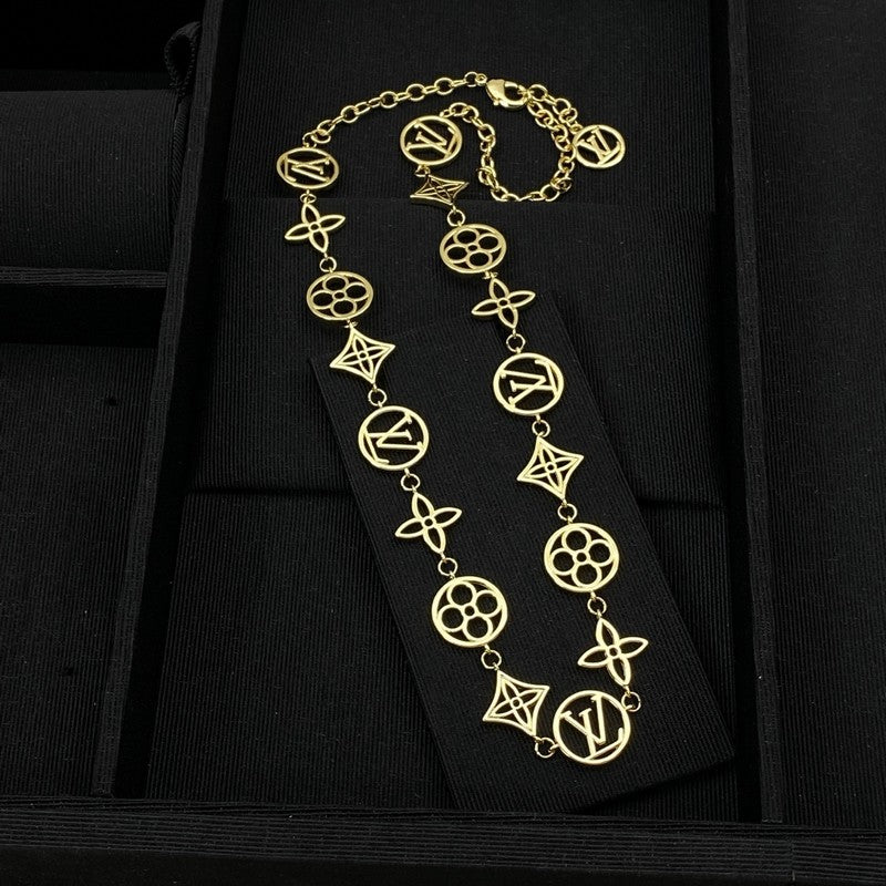 Louis Blossom Gold Necklace