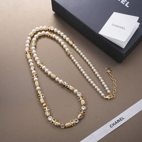 CC 26C Crystal Long Necklace