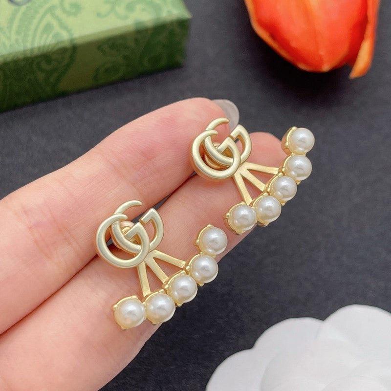 GG Five Pearl Earrings