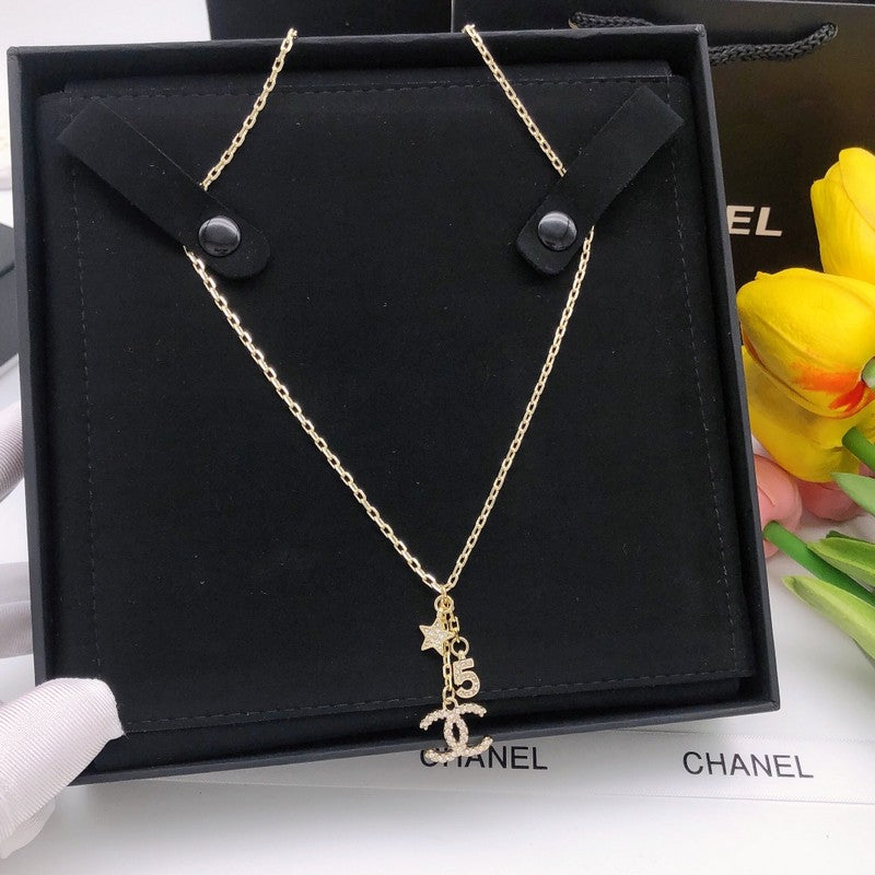 CC No.5 Diamond Chain Necklace