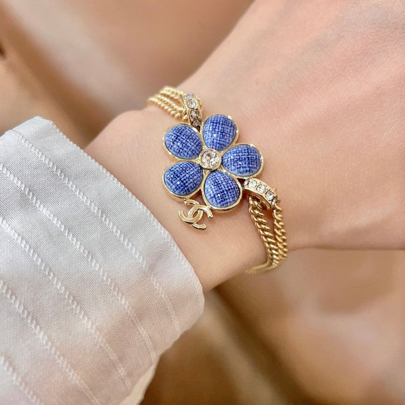 CC Vintage Blue Flower Gold Chain Bracelet