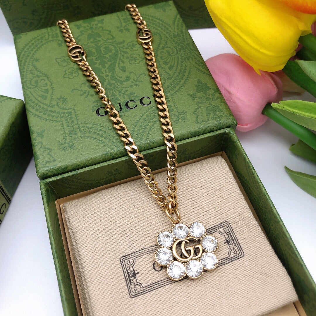 18K GUCCI GG Flower Crystals Necklace