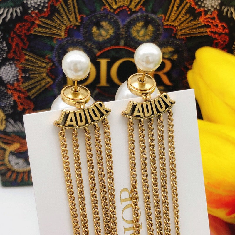 CD Pearl Tassel Long Earrings