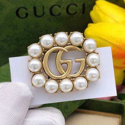 GG Vintage Pearl Brooch