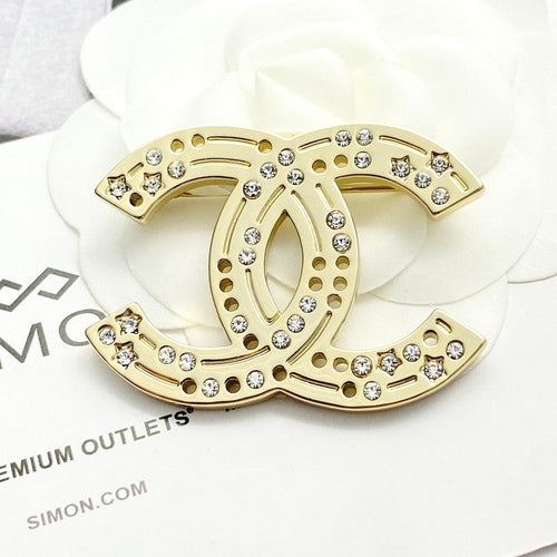 CC 24A Diamond Gold Brooch