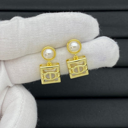 CD Pearl Gold Earrings
