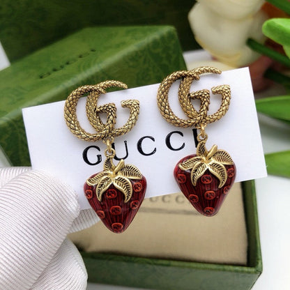 GG Strawberry Twist Earrings