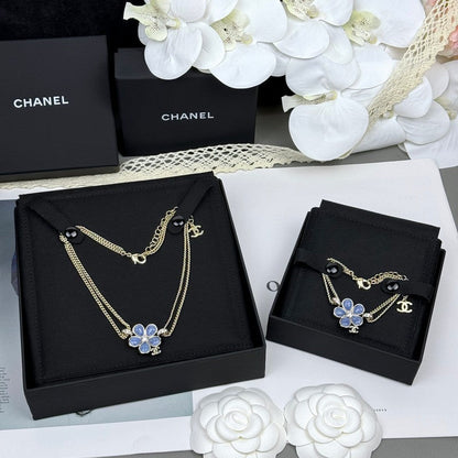 CC 26C Blue Flower Diamond Bracelet