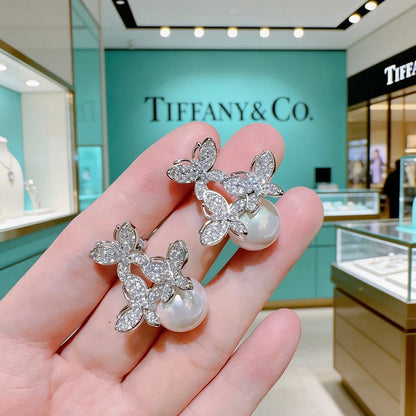 T Diamond Pearl Earrings