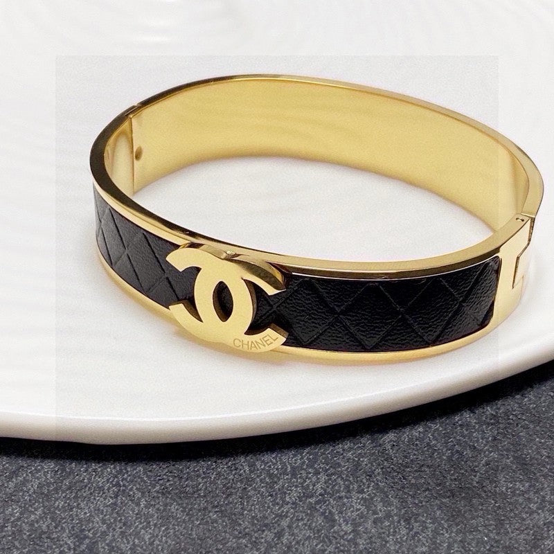 CC Black Leather Gold Bracelet