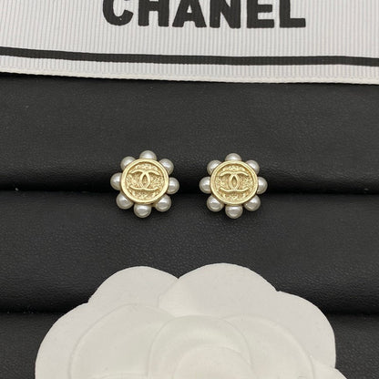CC Round Pearl Earrings