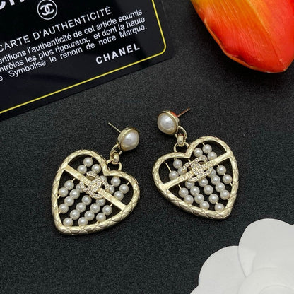CC Gold Hear Pearl Earrings