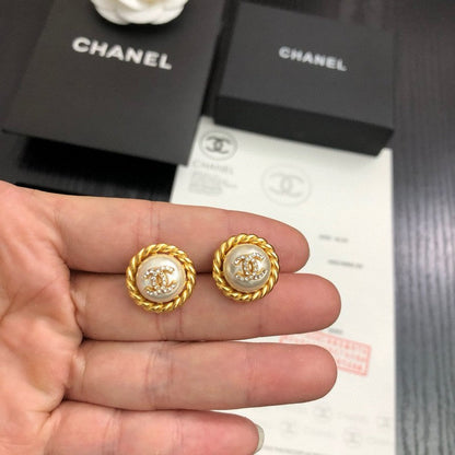 CC Pearl Twist Earrings