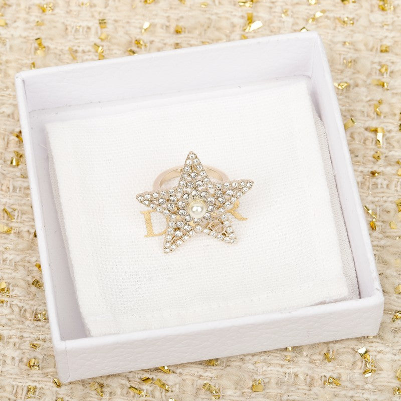 CD Star Diamond Brooch