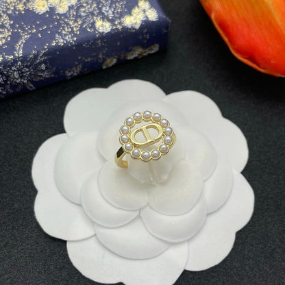 CD Pearl Ring