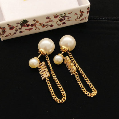 CD Tribales Pearl Chain Earrings
