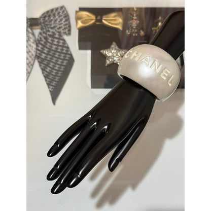 CC 25P Resin Cuff Bracelet
