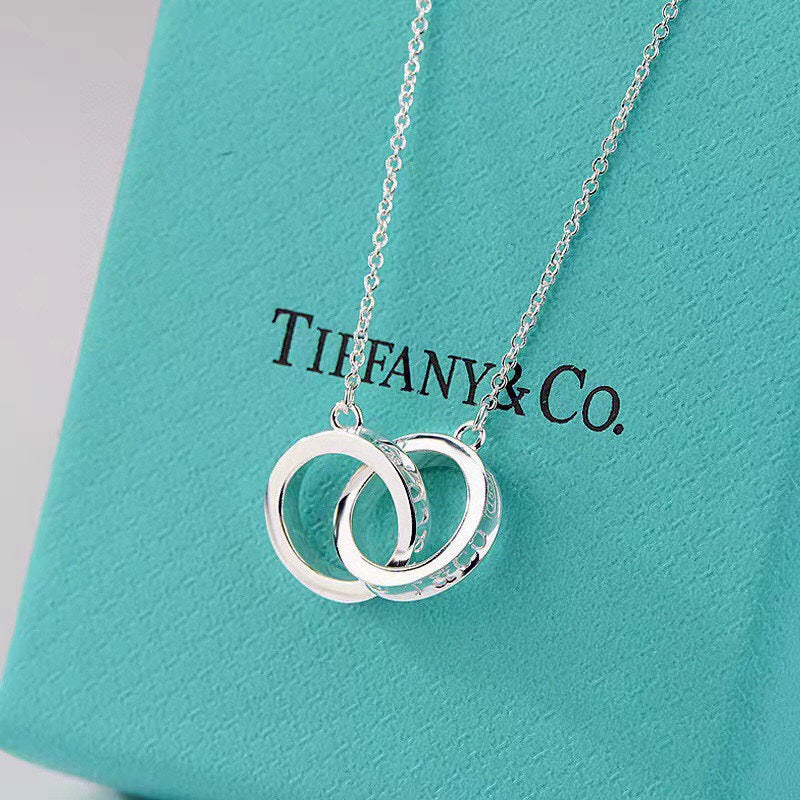 Tiff 1837 Interlocking Circles Pendant Necklace